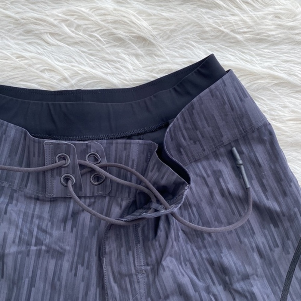 Lululemon | El Current Short‎ *Lined View 6
